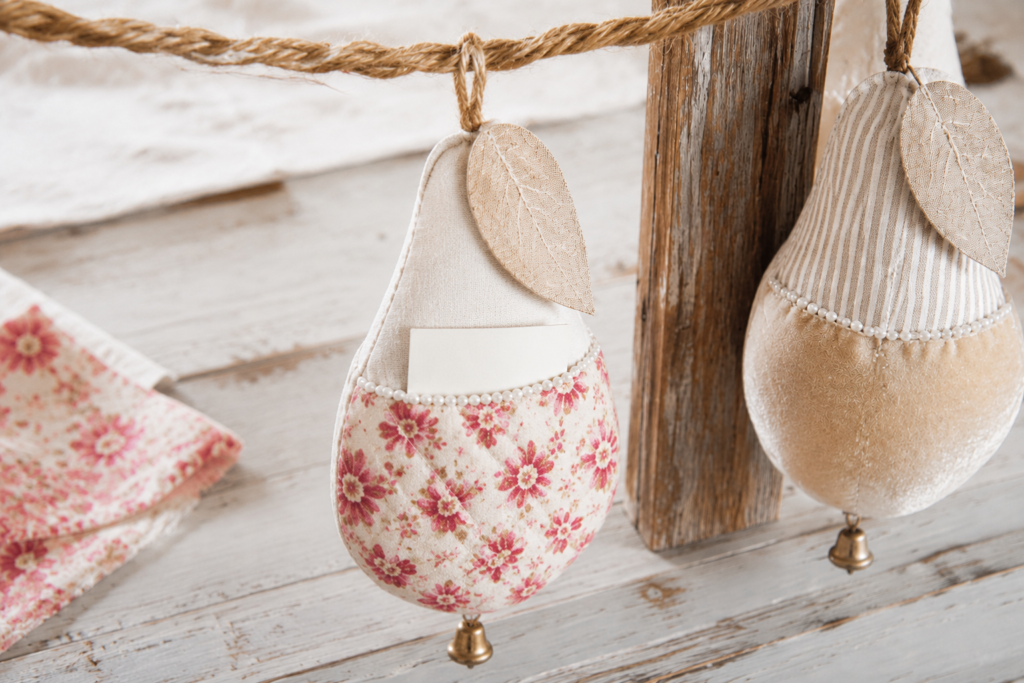 Shallow Pear Ornaments with Quilted Pocket